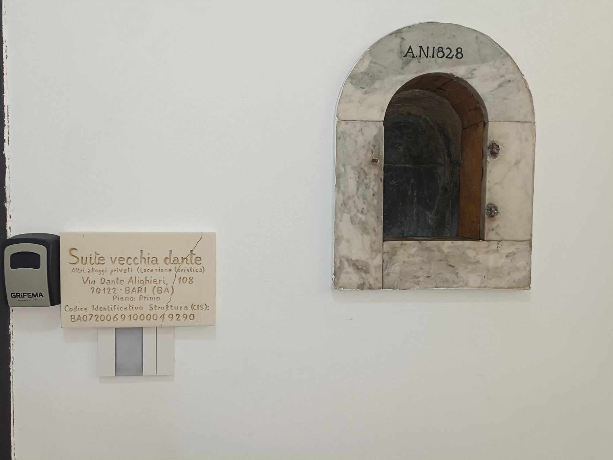 Vecchia Dante Appartement Bari